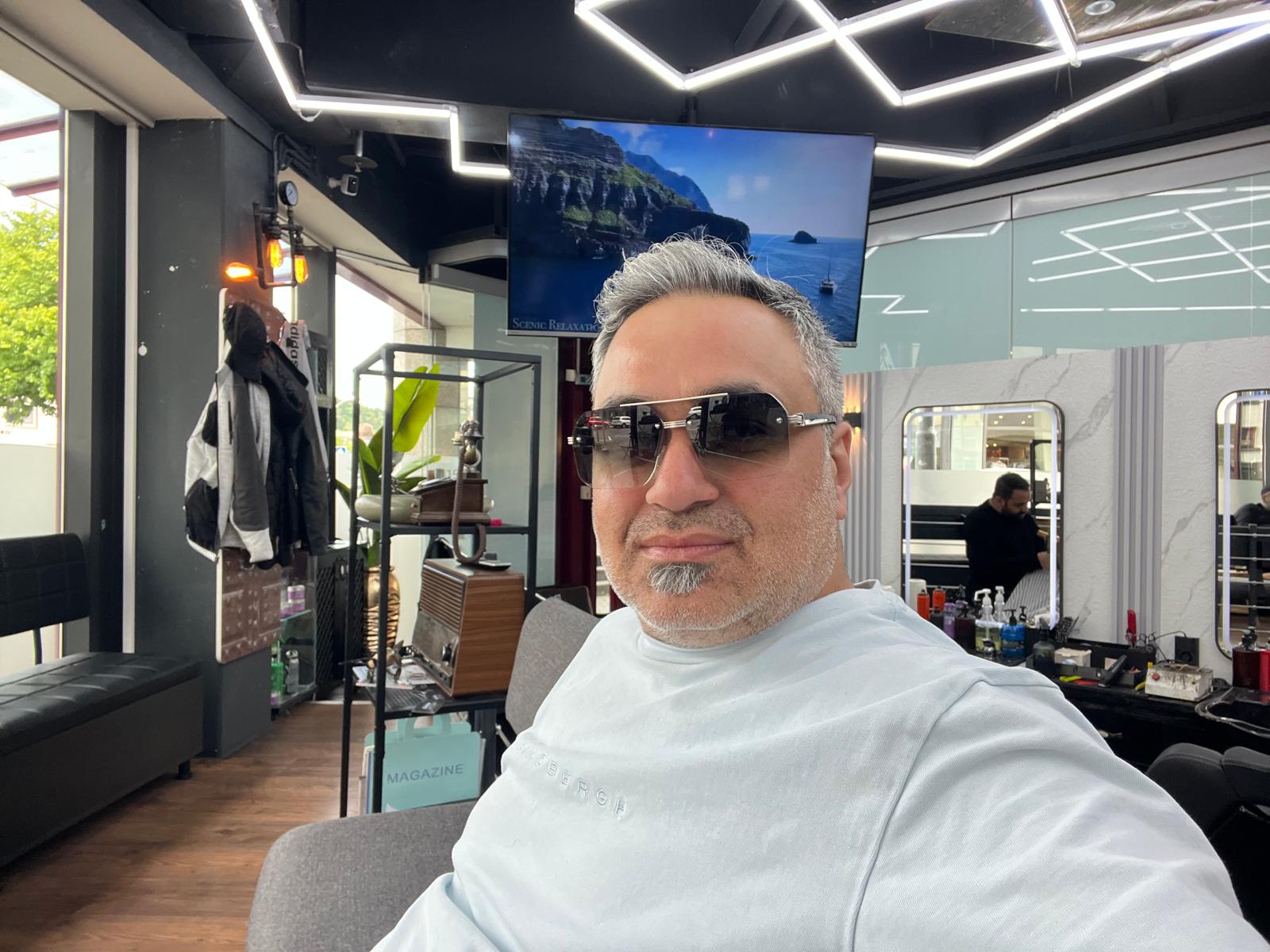 Khalil Haftaro - Inhaber